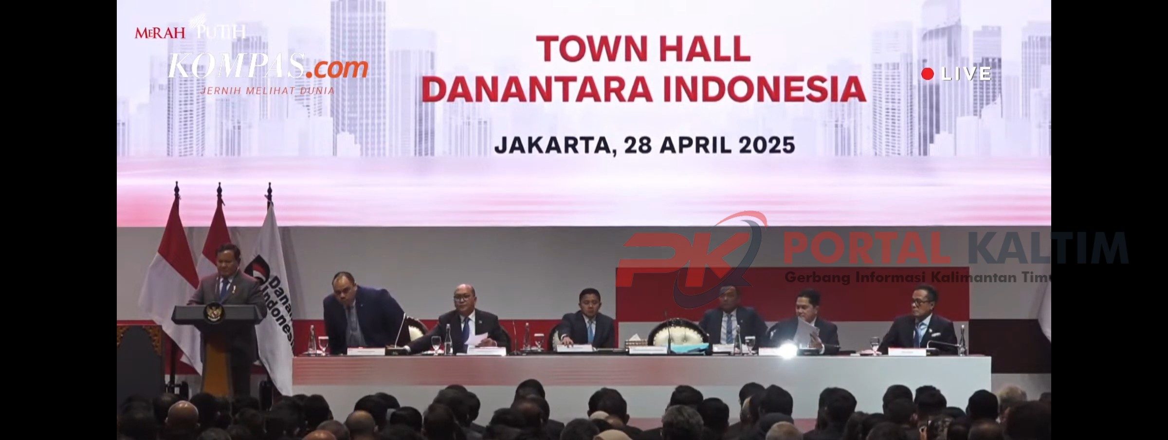 Tangkapan Layar suasana Town Hall Meeting terbuka Danantara di Jakarta Convention Center