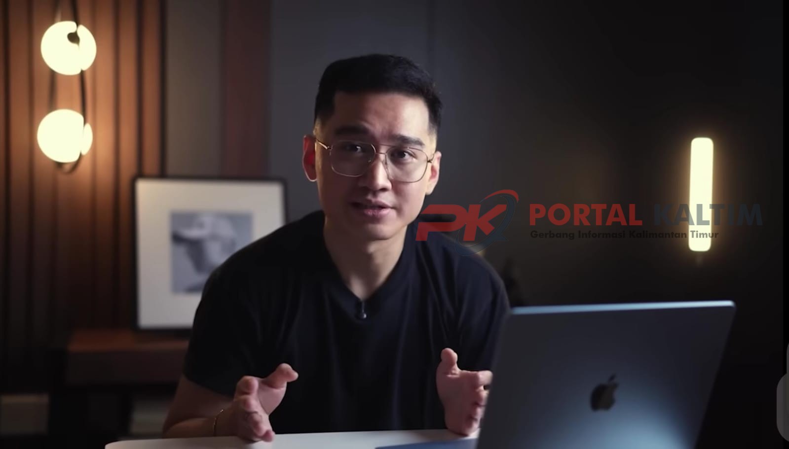 Konten Kreator Bidang Keuangan, Bisnis, Pengembangan Diri dan Fenomena Sosial, Raymond Chin.