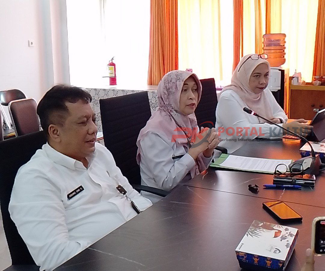 Konferensi pers bersama pihak RSUD AWS