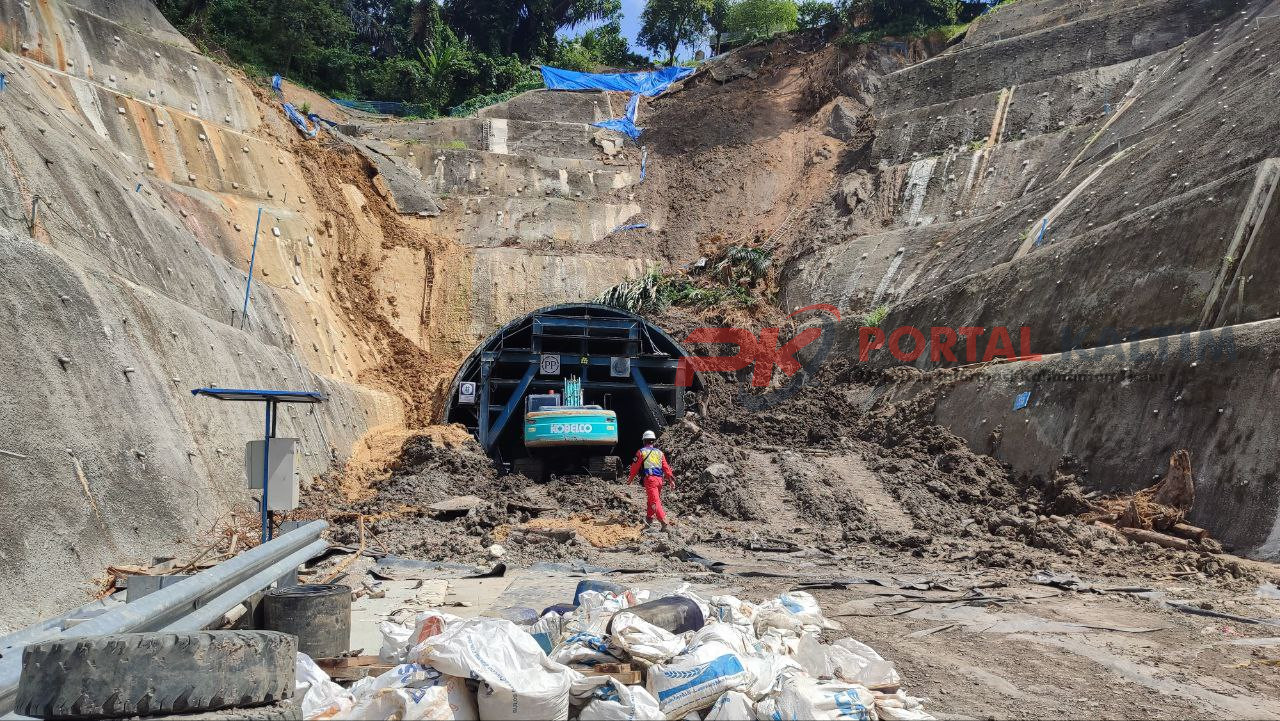 Terowongan Samarinda yang mengalami longsor di inlet atau turapnya