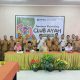 Suasana sesi foto bersama pada kegiatan Seminar Parenting Club Ayah dengan tema "Gerakan Ayah Teladan untuk Indonesia"