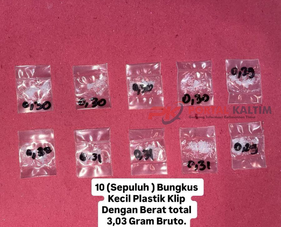 Barang bukti sitaan dari tangan terduga pelaku pengedar sabu di Samarinda seberat 3,03 gram