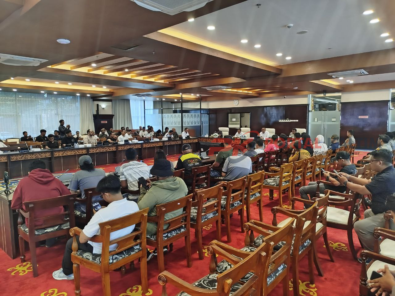 Suasana audensi yang dipimpin oleh Wakil Gubernur Kaltim Seno Aji