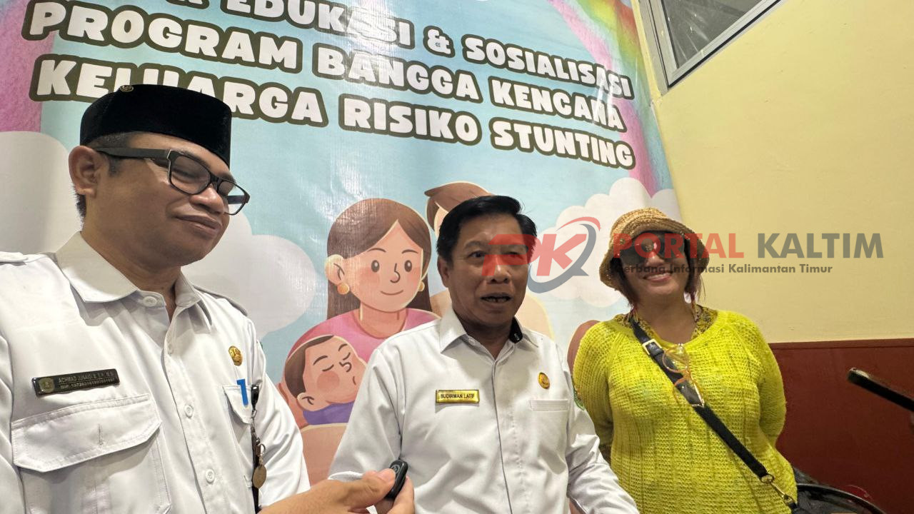 Asisten Administrasi Umum Sekretaris Kabupaten Kutai Timur (Kutim) Sudirman Latif pada saat diwawancarai