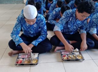 Ilustrasi MBG di sekolah
