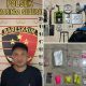 Terduga tersangka RY (33) diamankan bersama sejumlah pil ekstasi oplosan dan peralatan laboratorium rumahan yang digunakan untuk memproduksi narkotika.