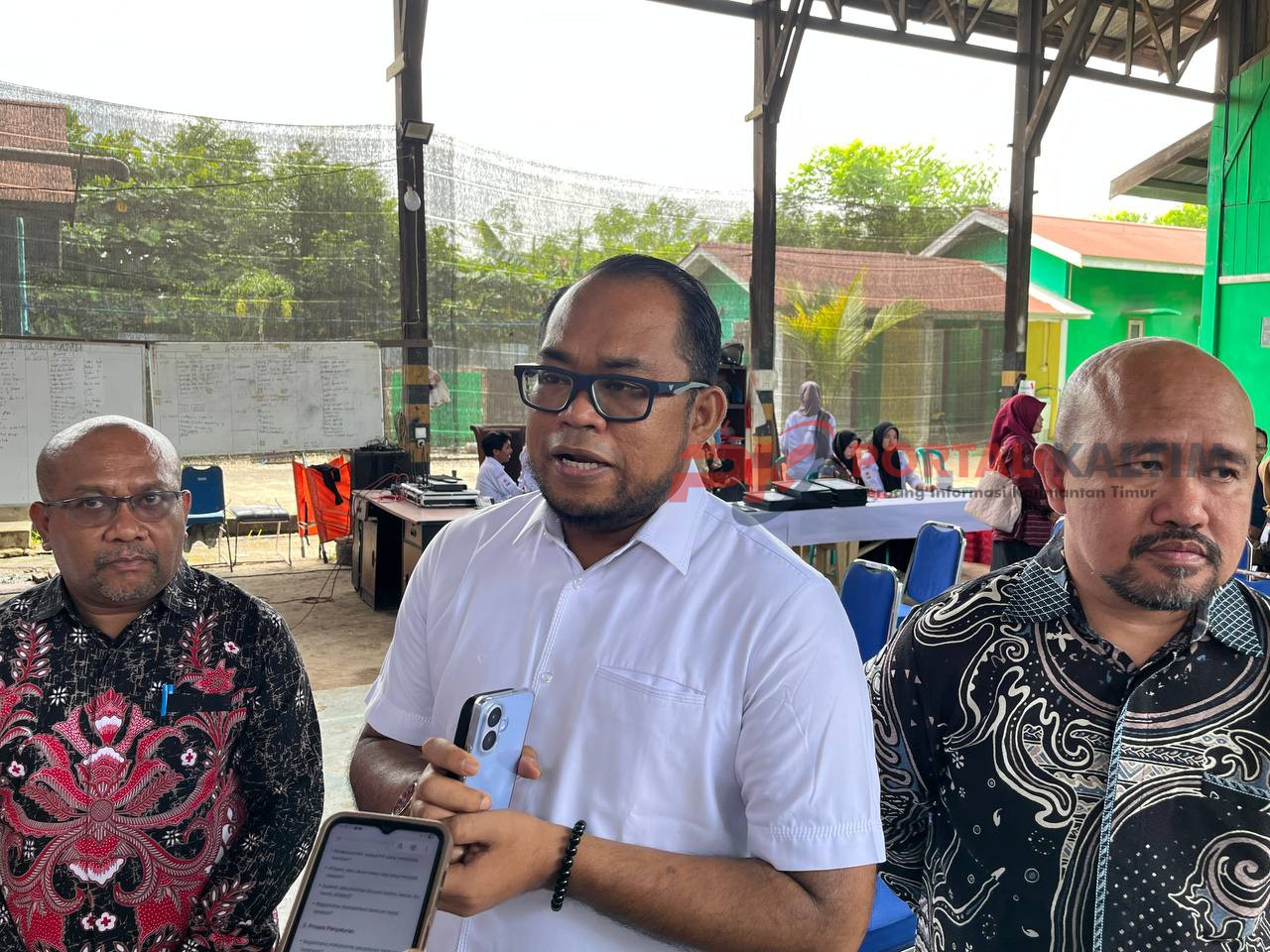 Ketua PMI Kutim, Kasmidi Bulang