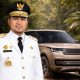 Gubernur Kaltim Rudy Mas'ud terseret polemik kendaraan dinas mewah seharga Rp8,5 miliar