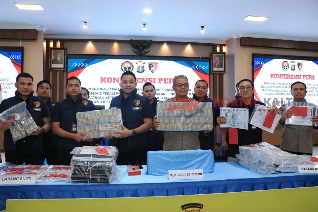 Barang bukti uang senilai 1,34 milliar yang berhasil diselamatkan