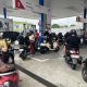 Ilustrasi dari antrean yang panjang akibat elangkaan BBM di Balikpapan.