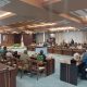 Massa dari berbagai daerah di Kalimantan Timur menggelar aksi di depan Kantor Gubernur Kaltim untuk menuntut penyelesaian konflik agraria yang telah berlangsung puluhan tahun.
