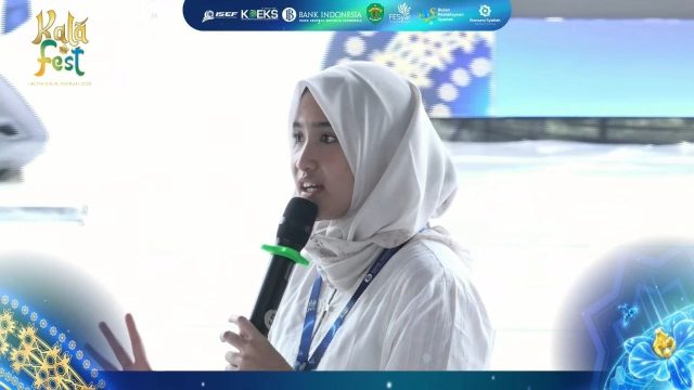 Pemateri Edukasi dan Perlindungan Konsumen Kantor Perwakilan Bank Indonesia Kalimantan Timur Valia Fajri Nadin dalam sosialisasi perlindungan konsumen dan keamanan transaksi digital dalam Seminar BIMA Etam Seri ke-13.