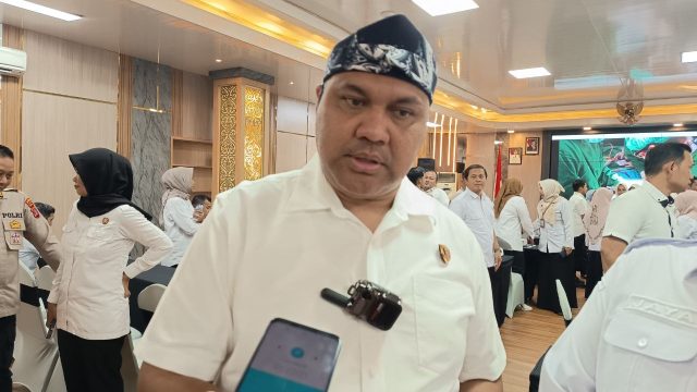 Direktur Reserse Narkoba Polda Kalimantan Timur Kombes Pol Romylus Tamtelahitu memberikan keterangan usai penandatanganan Perjanjian Kerja Sama antara Pemerintah Provinsi Kalimantan Timur dan Polda Kaltim terkait penguatan layanan rehabilitasi narkoba di Balikpapan, Rabu (3/6/2026).