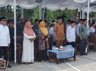 Jajaran Pemprov Kaltim, Kemenag Kaltim dan instansi terkait dalam deklarasi Gernas RANA di Pondok Pesantren Nabil Husein Samarinda.
