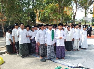 Santri Pondok Pesantren Nabil Husein Samarinda dalam Deklarasi Gerakan Nasional Ruang Aman dan Nyaman Anak (Gernas RANA)