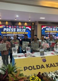Konferensi Pers hasil Operasi Antik Mahakam 2026, di Gedung Mahakam Polda Kaltim.
