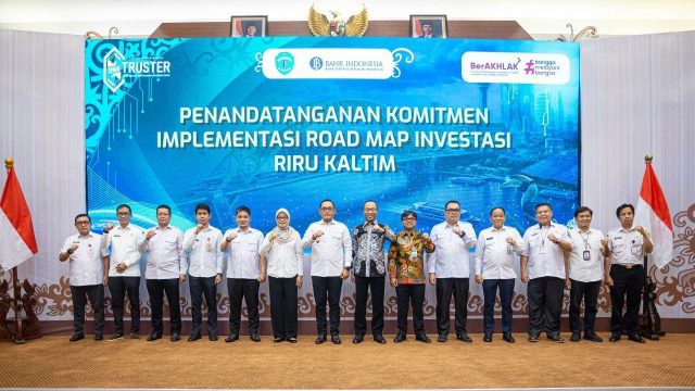 Wakil Gubernur Kaltim Seno Aji bersama Kepala Perwakilan Bank Indonesia Kaltim Jajang Hermawan menghadiri High Level Meeting Regional Investor Relations Unit (RIRU) Kaltim 2026.